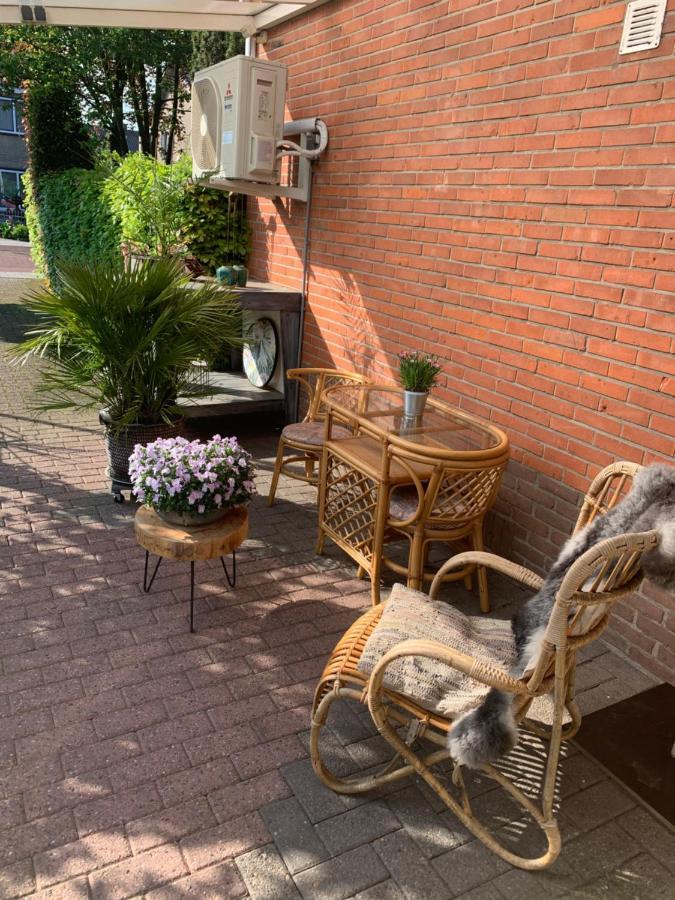 Het Atelier, Sfeervolle B&B Compleet Appartement In Hartje Staphorst Luaran gambar